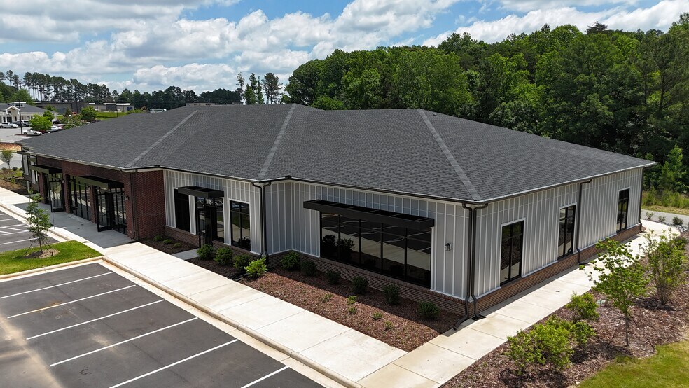More Photos Of 345 Patricia Ln, Fort Mill Medical For Lease
