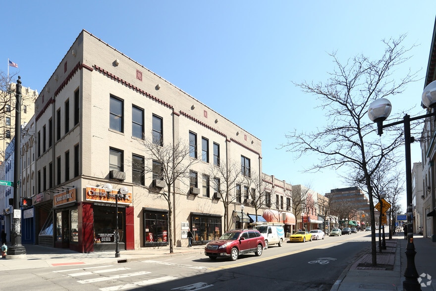 More Photos Of 119 E Liberty St, Ann Arbor Storefront Retail Residential For Lease