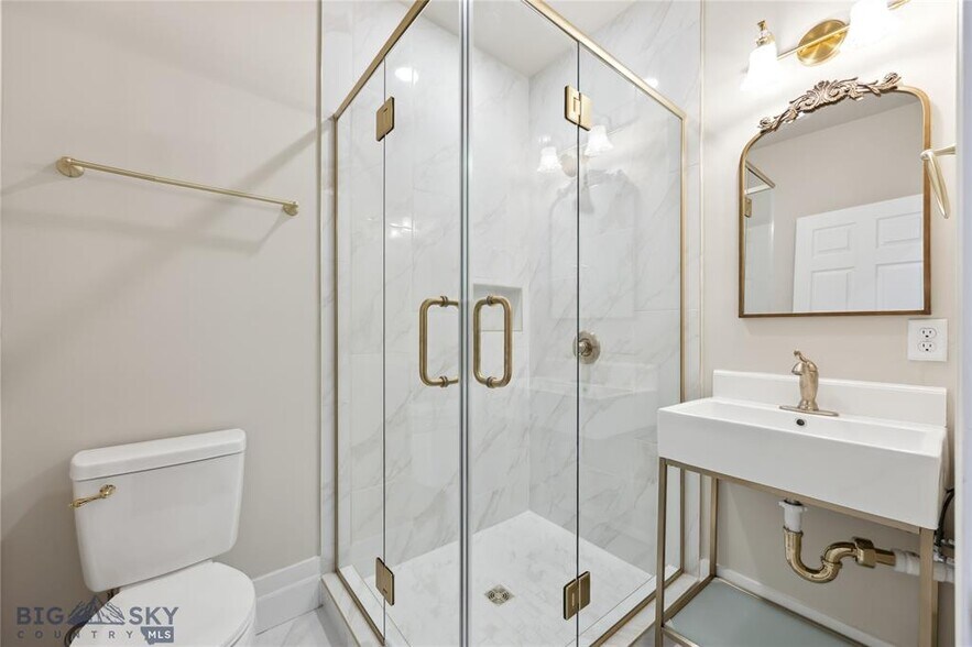 More Photos Of 140 W Park St, Butte Apartments For Sale