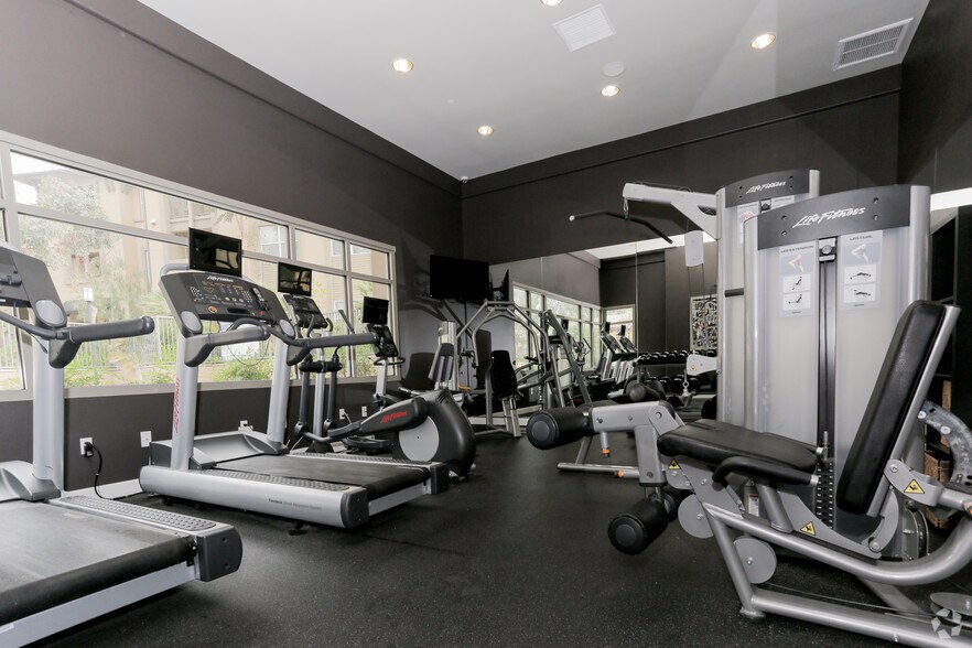 More Photos Of 2855 Foothill Blvd, La Verne Apartments For Lease