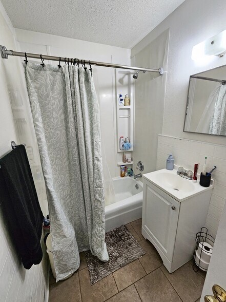 More Photos Of 503 Halladay St, Hays Apartments For Sale