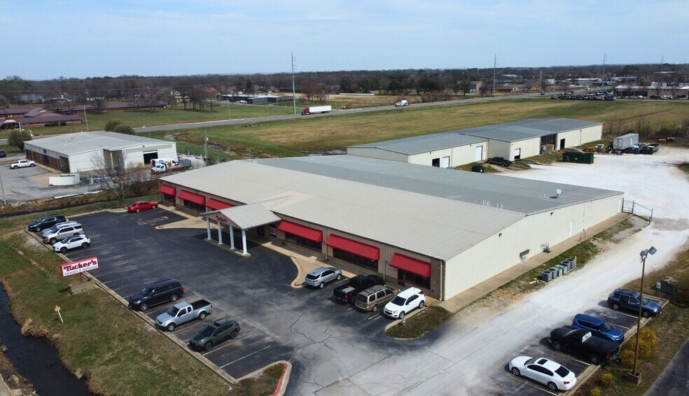 Primary Photo Of 2013 N 13th St, Rogers Freestanding For Sale