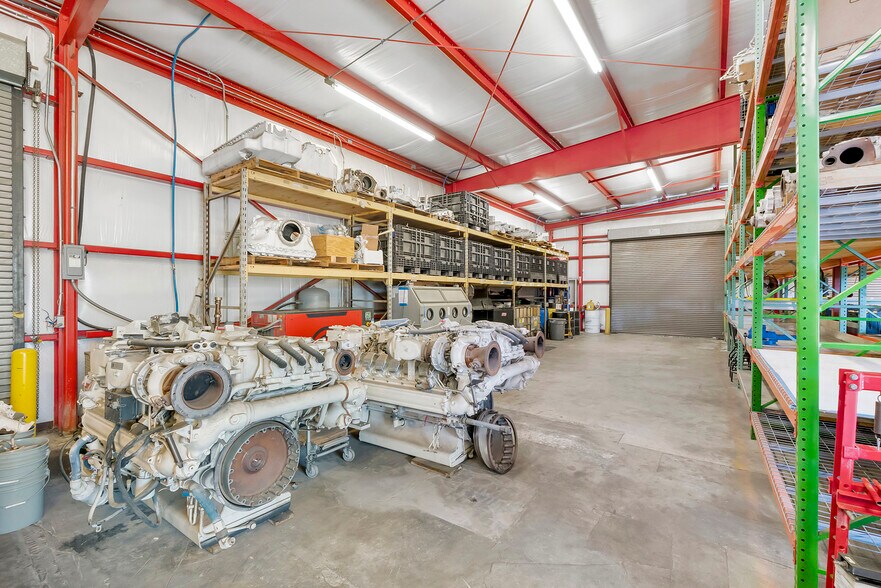 More Photos Of 1133 53rd Ct N, Mangonia Park Warehouse For Sale