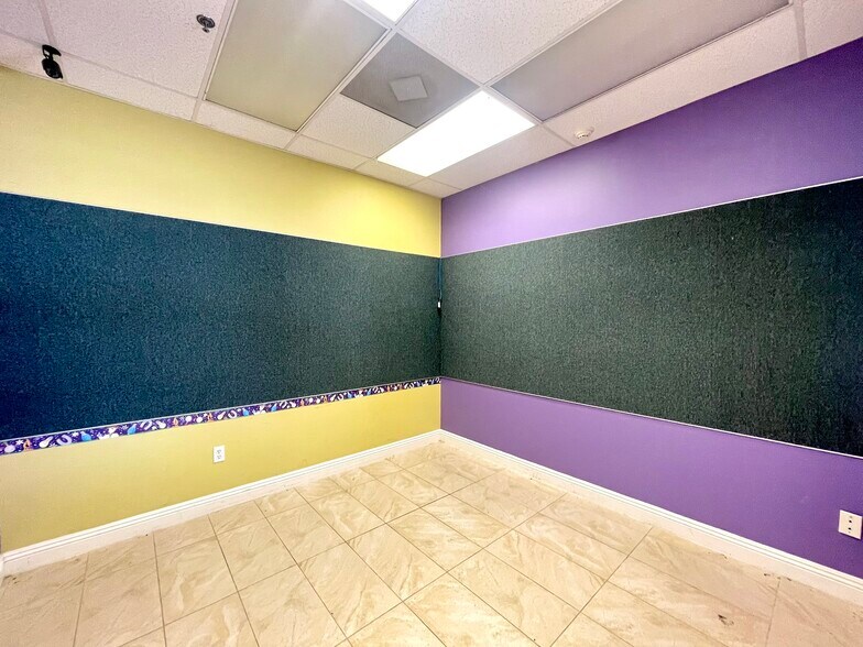 More Photos Of 21 W Duarte Rd, Arcadia Office For Sale