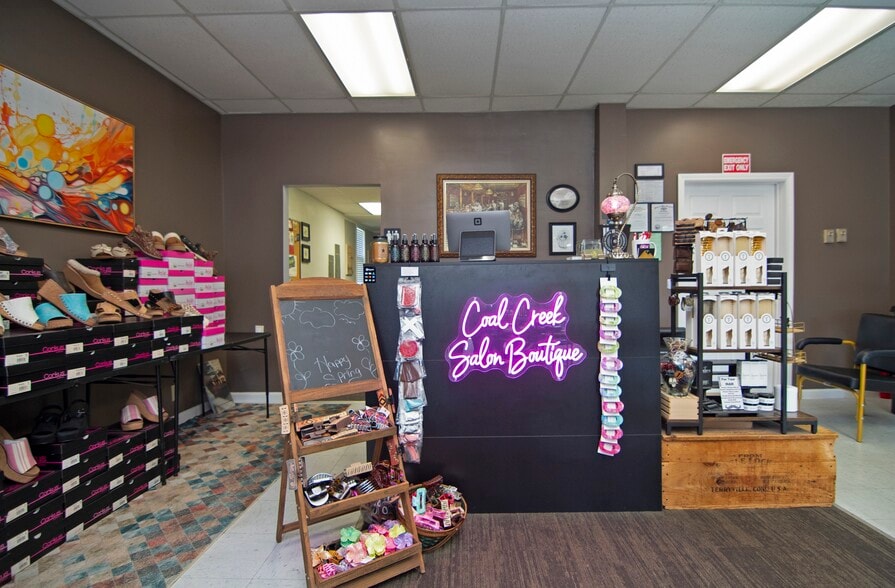 More Photos Of 449 Main St, Rainelle Storefront For Sale