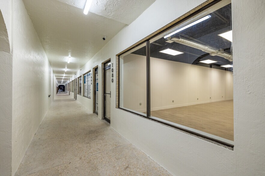 More Photos Of 1120 Sunset Strip, Sunrise Freestanding For Lease