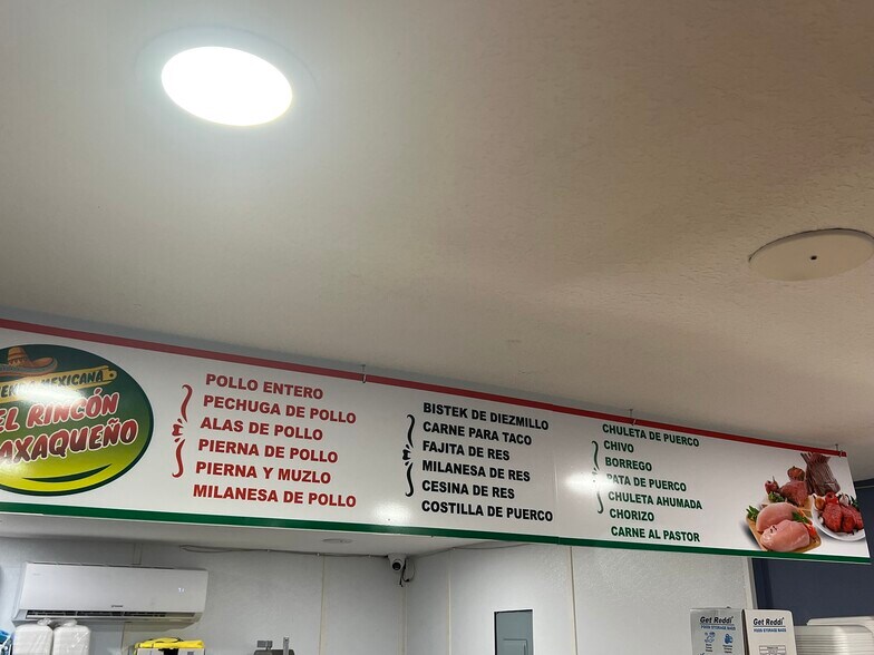 More Photos Of 6101 Symmes Rd, Gibsonton Restaurant For Sale