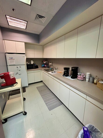 More Photos Of 10220 US Hwy 19, Port Richey Loft Creative Space For Lease