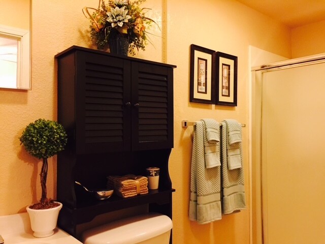 More Photos Of 511 Henderson St, Eureka Storefront Retail Residential For Sale