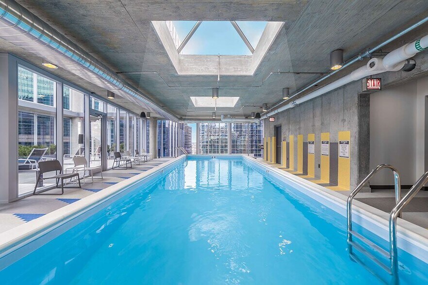 More Photos Of 215 W Lake St, Chicago Apartments For Lease