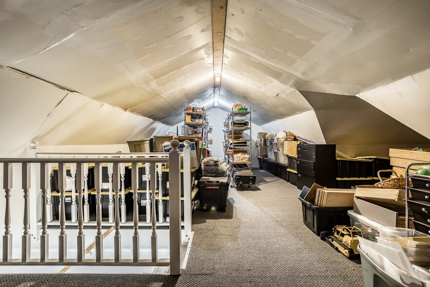 More Photos Of 7507 Michigan Rd, Indianapolis Daycare Center For Sale