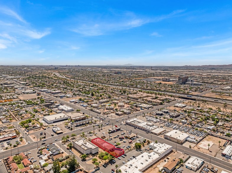 More Photos Of 1616 N 24th St, Phoenix Storefront For Lease