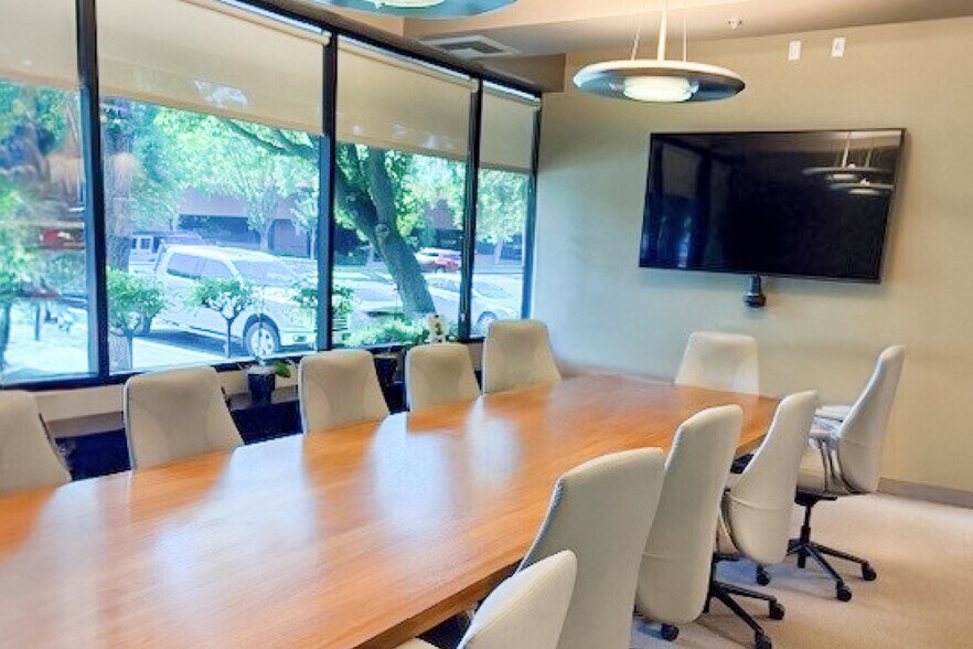 More Photos Of 7060 N Marks Ave, Fresno Office For Lease
