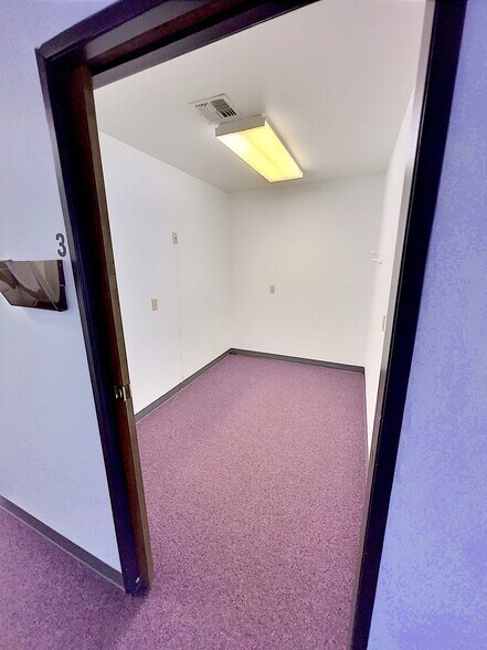 More Photos Of 1400 Lera, Weatherford Medical For Sale