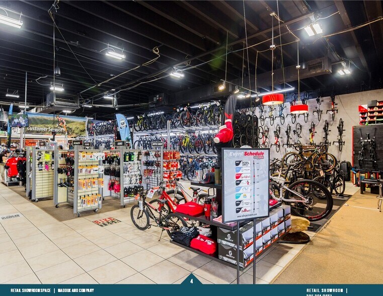 More Photos Of 7252 Bird Rd, Miami Freestanding For Lease