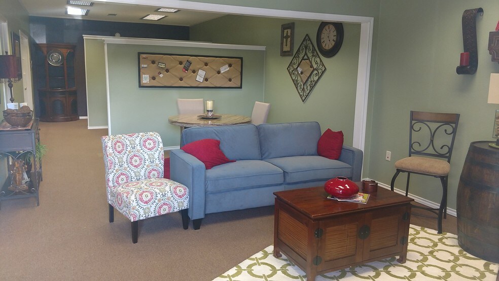 More Photos Of 4110 McKnight Rd, Texarkana Unknown For Lease