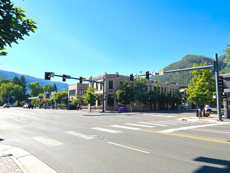 More Photos Of 411 E Main St, Aspen General Retail For Lease
