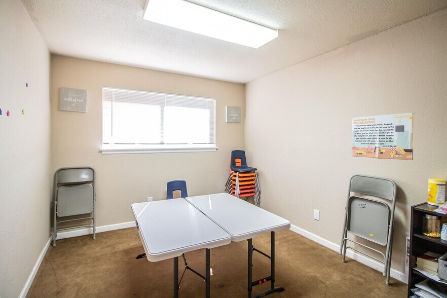More Photos Of 1601 44th St, Lubbock Religious Facility For Sale