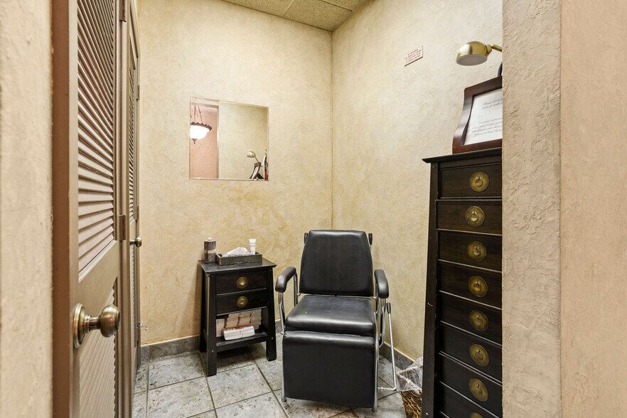 More Photos Of 1852 Chews Landing Rd, Blackwood Freestanding For Sale