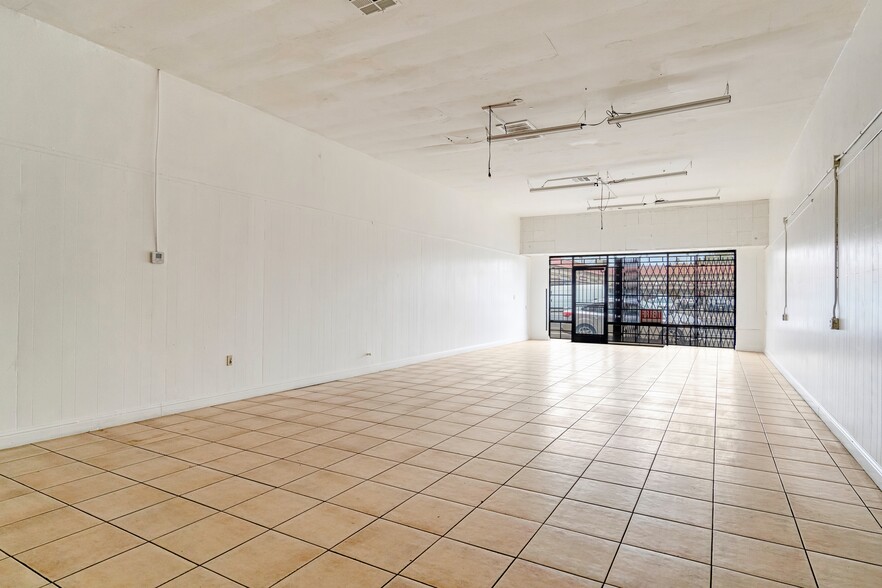 More Photos Of 3626 E Cesar Chavez Blvd, Fresno General Retail For Sale