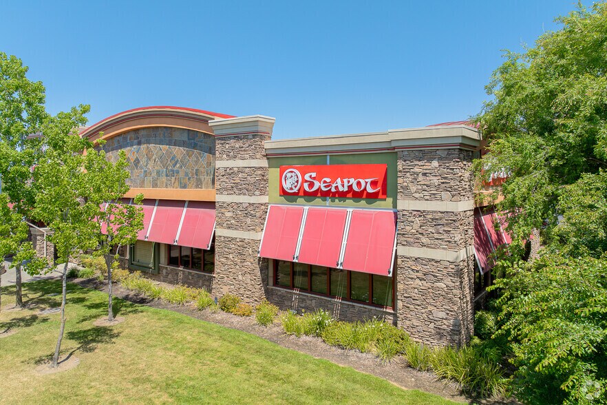 More Photos Of 6009 Florin Rd, Sacramento Restaurant For Sale