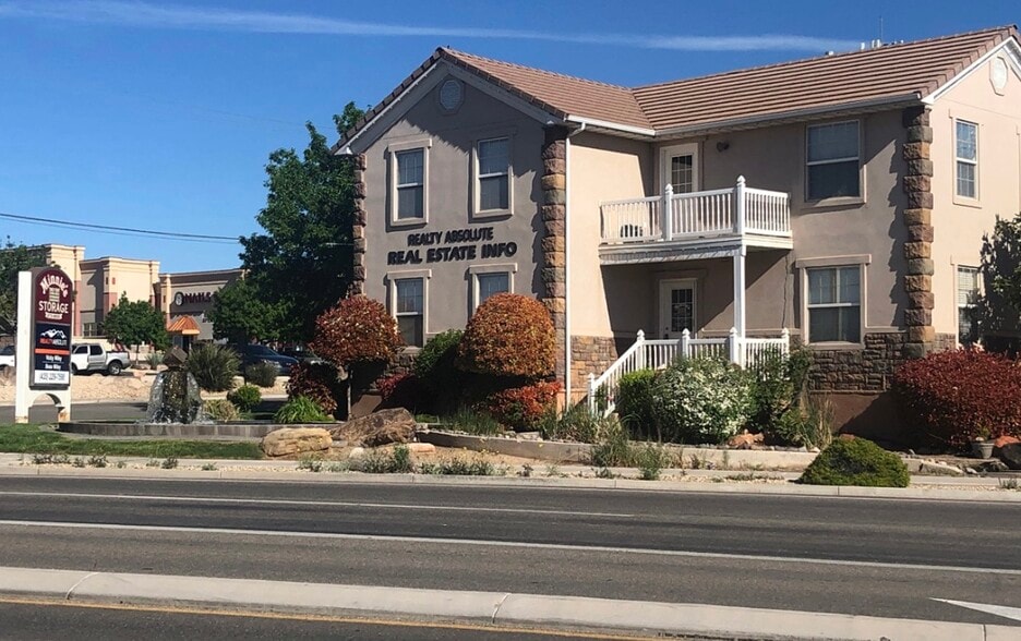 More Photos Of 550 Vincent ln, Washington Specialty For Sale