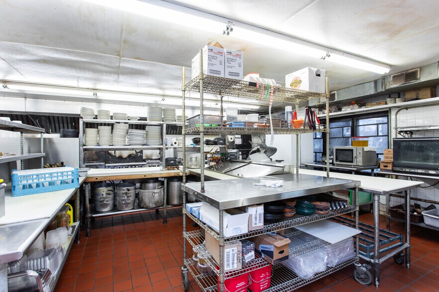 More Photos Of 126 Mariaville Rd, Schenectady General Retail For Sale