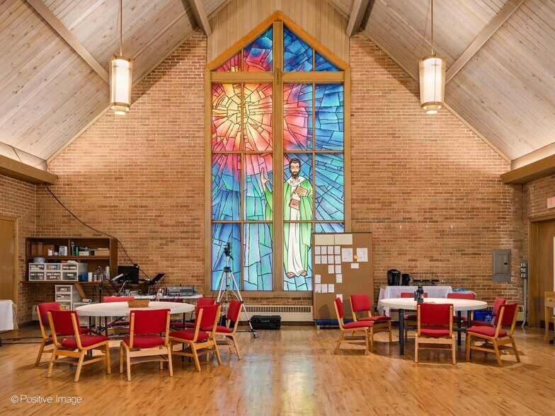 More Photos Of 9000 Kildare Ave, Skokie Specialty For Sale