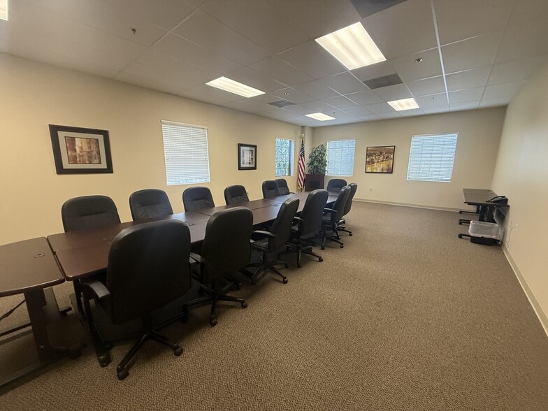 More Photos Of 8222 118th Ave, Largo Warehouse For Sale
