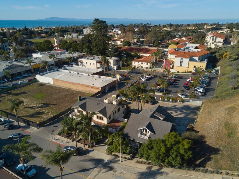 More Photos Of 71 N Palm St, Ventura Restaurant For Lease