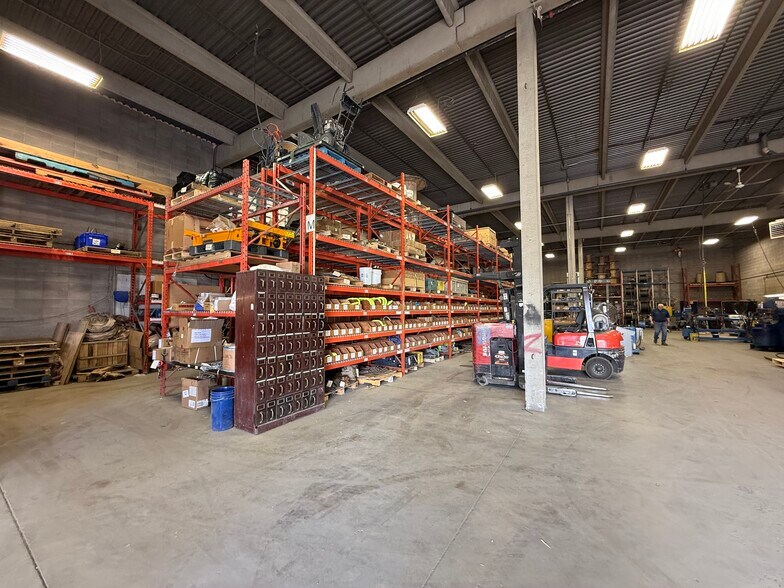 More Photos Of 8241 30th St SE, Calgary Distribution For Lease