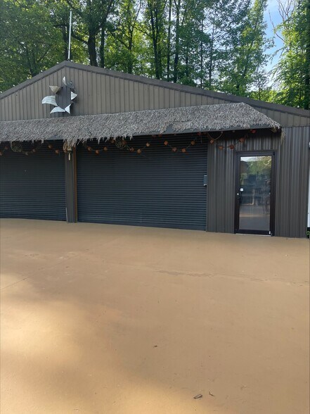 More Photos Of 2619 Hill Rd, Reading Restaurant For Sale