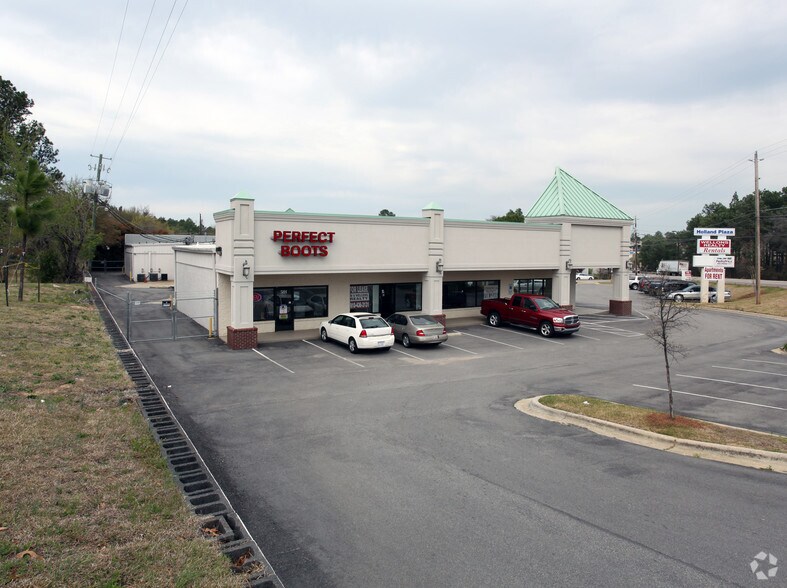 More Photos Of 501-517 Lillington Hwy, Spring Lake Unknown For Lease