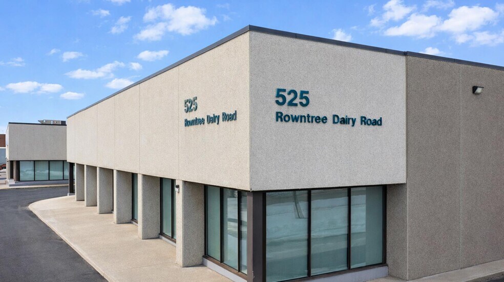 More Photos Of 525 Rowntree Dairy Rd, Vaughan Warehouse For Lease
