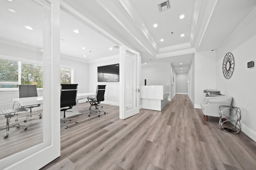 More Photos Of 3322 SE Gran Park Way, Stuart Warehouse For Sale