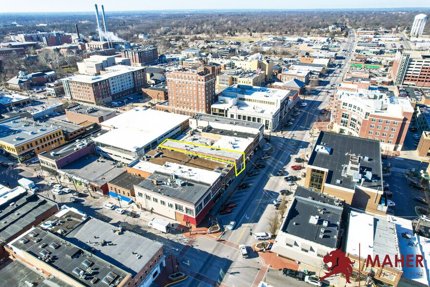 More Photos Of 812 E Broadway, Columbia Storefront Retail Office For Sale