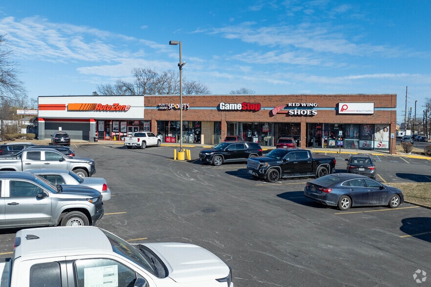 More Photos Of 6100-6180 Sunrise Hwy, Massapequa Storefront For Lease