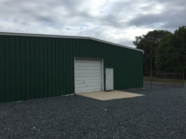 More Photos Of 200 S Post Rd, Aberdeen Warehouse For Lease