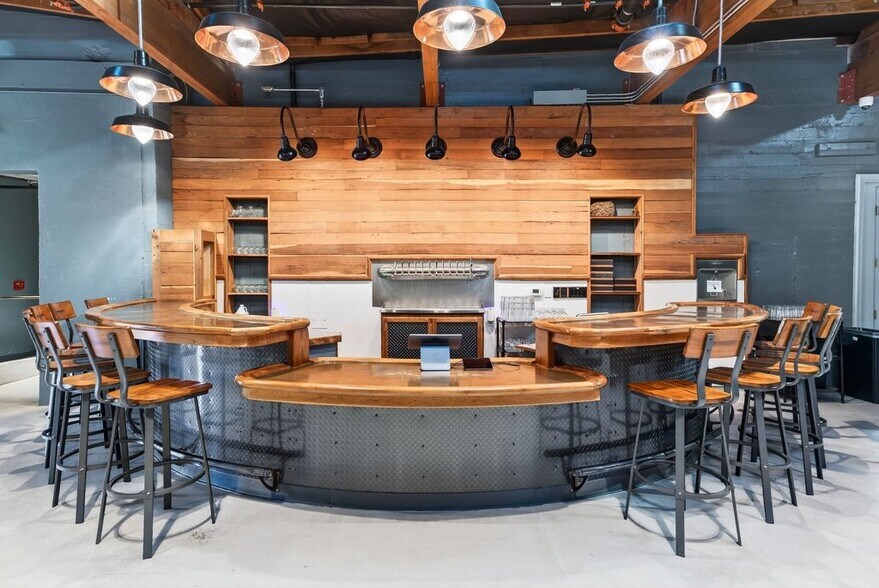 More Photos Of 625 Main St, Watsonville Freestanding For Sale