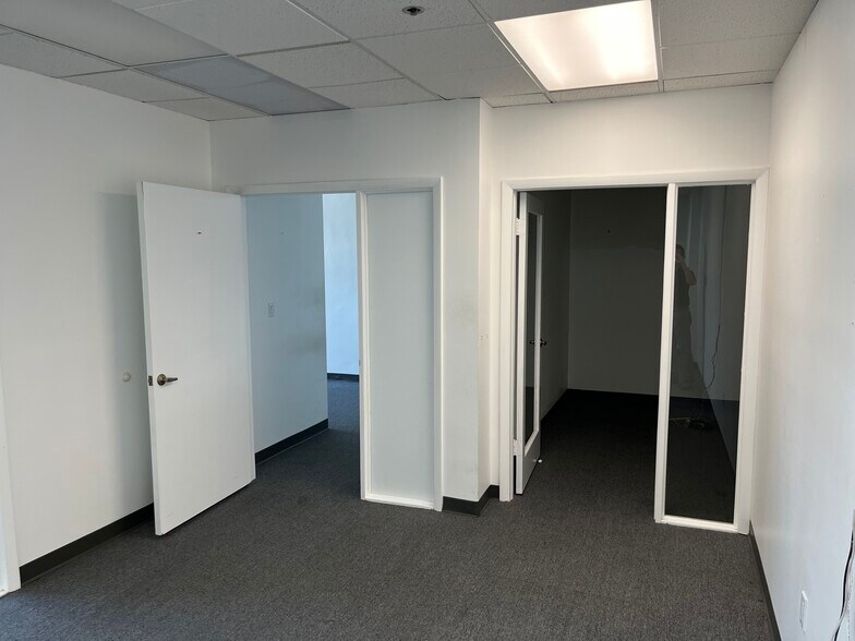 More Photos Of 150 SE 2nd Ave, Miami Coworking Space