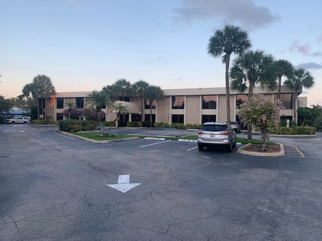 More Photos Of 1300 N Federal Hwy, Boca Raton Medical For Lease