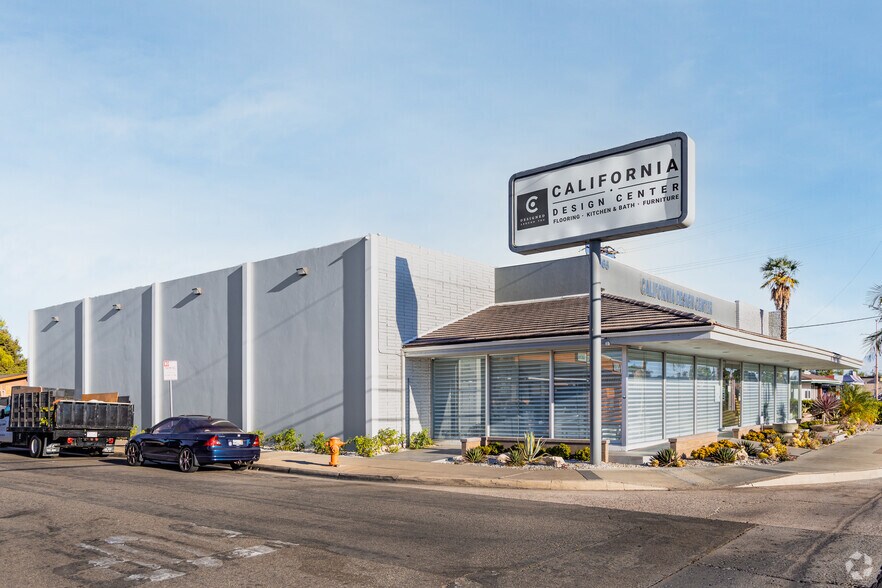 More Photos Of 565 N Tustin St, Orange Freestanding For Sale