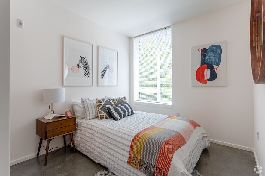 More Photos Of 3155 S Moody Ave, Portland Apartments For Lease