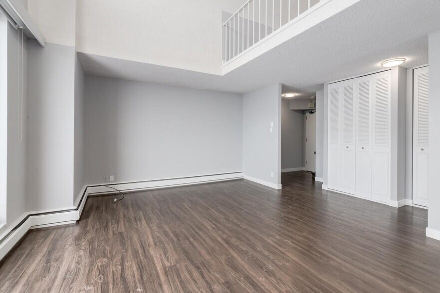 More Photos Of 2105 90 Av SW, Calgary Apartments For Lease