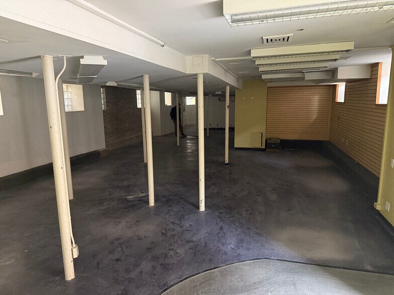 More Photos Of 716 Clark St, Evanston Apartments For Sale