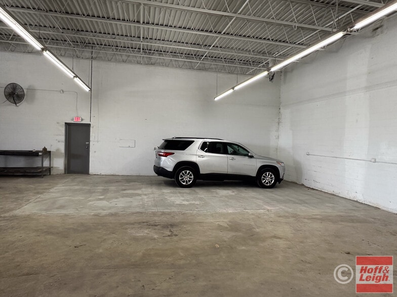 More Photos Of 817 E Tallmadge Ave, Akron Warehouse For Sale