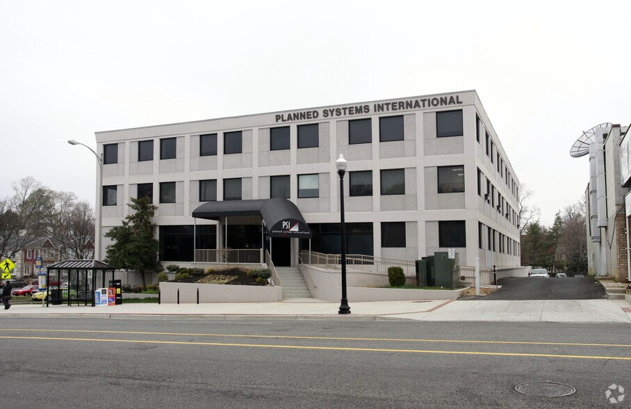 More Photos Of 3717 Columbia Pike, Arlington Office For Sale