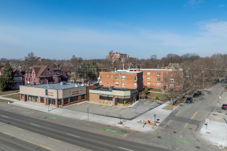 More Photos Of 8367 E Jefferson Ave, Detroit Drugstore For Lease