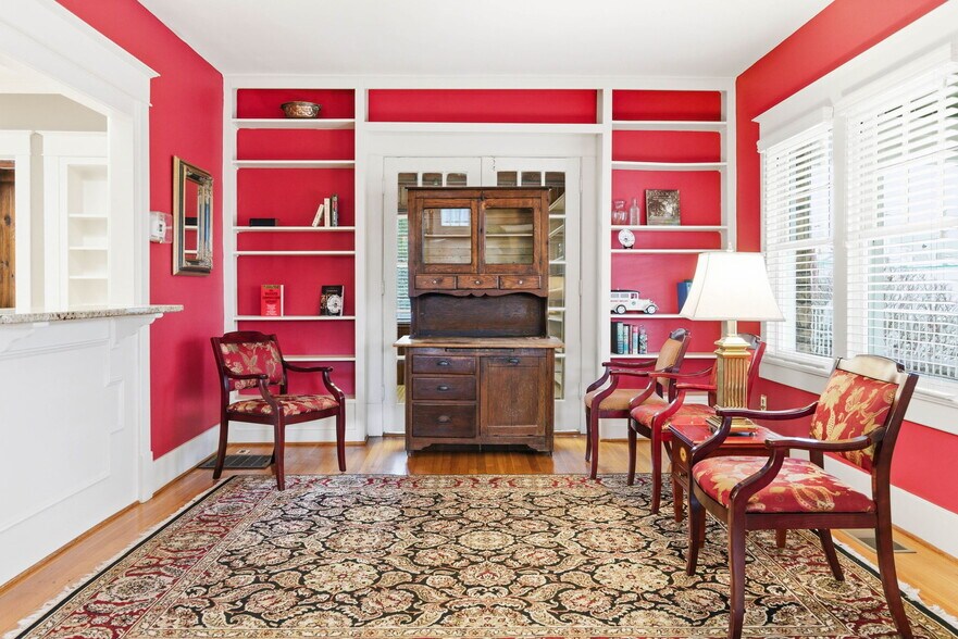 More Photos Of 3208 College Dr, Louisville Office For Sale