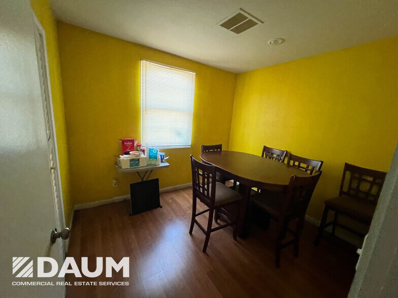 More Photos Of 1981 Belgrave Ave, Huntington Park Land For Lease